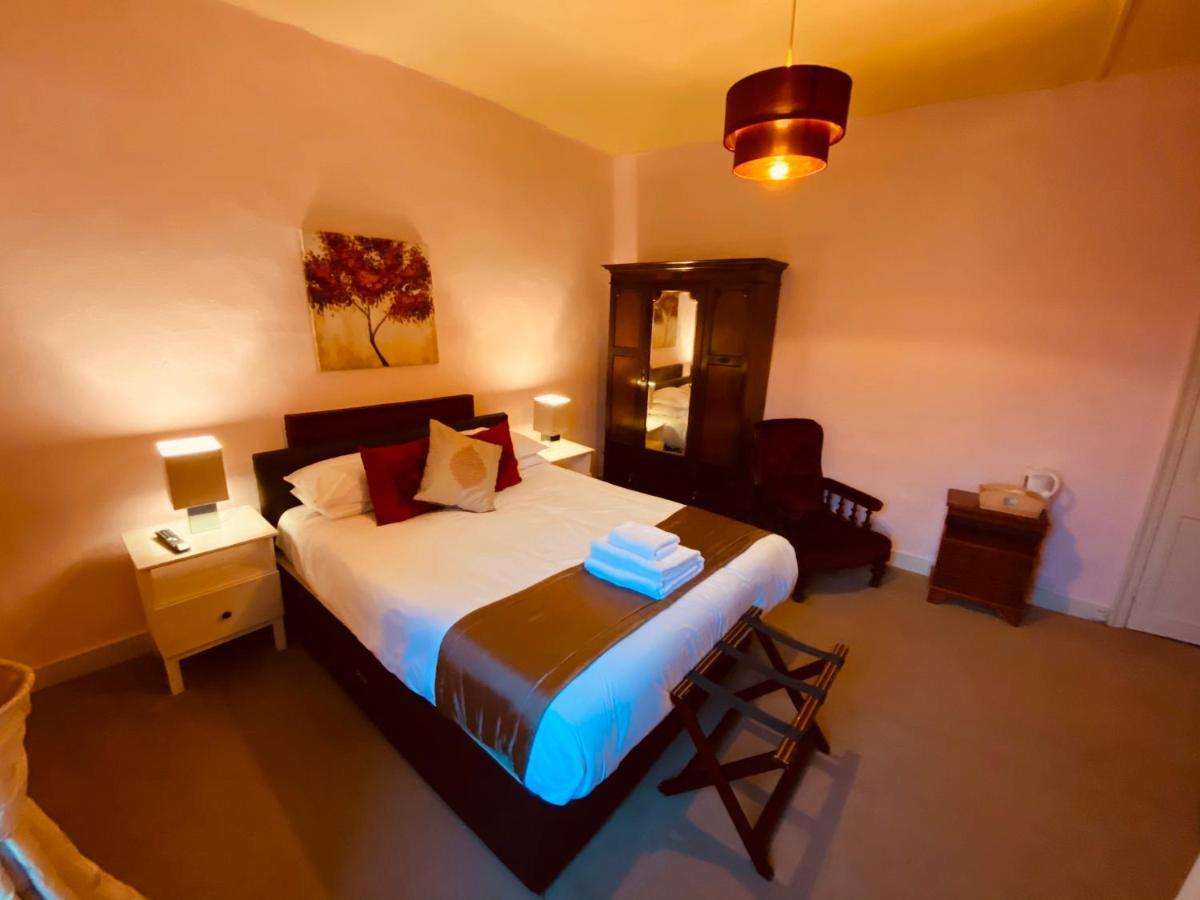 Kings Head Hotel Kirkbymoorside Extérieur photo